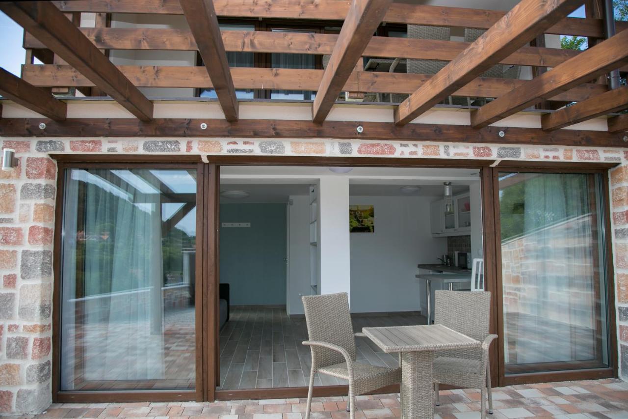 סיגליגט Kardos Villa מראה חיצוני תמונה